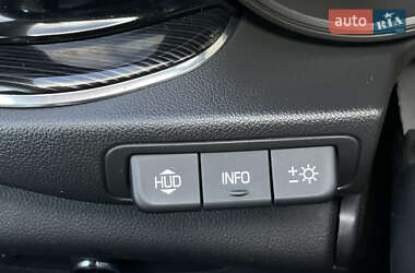 Универсал Opel Insignia 2019 в 