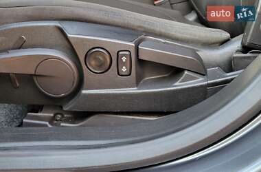 Універсал Opel Insignia 2009 в 