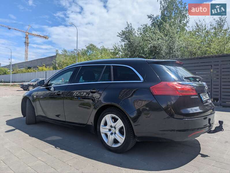 Універсал Opel Insignia 2011 в Львові