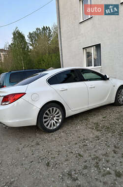 Седан Opel Insignia 2009 в 
