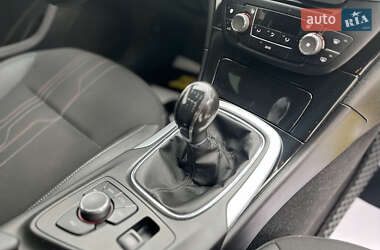 Универсал Opel Insignia 2012 в 