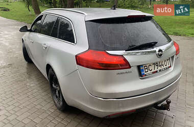 Універсал Opel Insignia 2010 в 