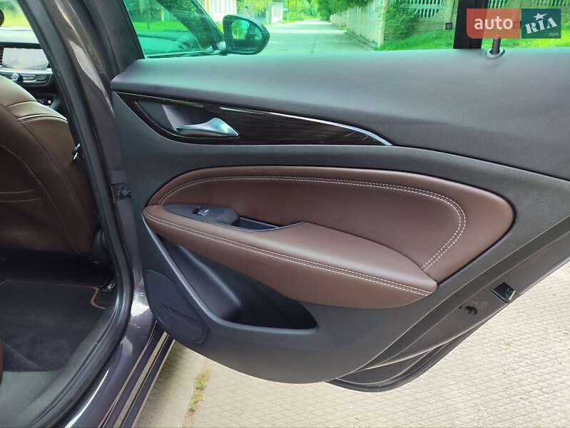 Универсал Opel Insignia 2021 в Ровно
