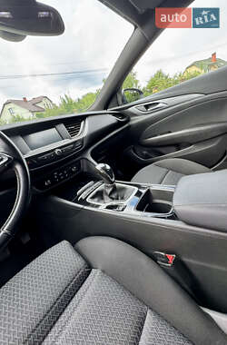 Универсал Opel Insignia 2021 в 