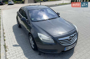 Седан Opel Insignia 2008 в Золочеві