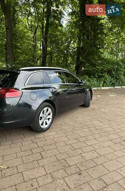 Універсал Opel Insignia 2011 в 