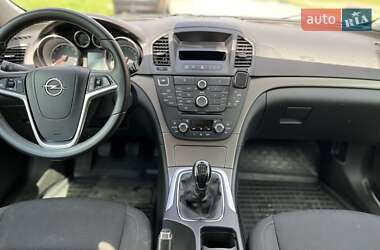 Універсал Opel Insignia 2012 в 