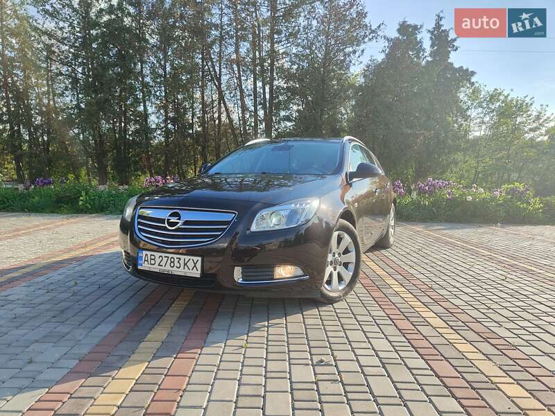 Opel Insignia 2011