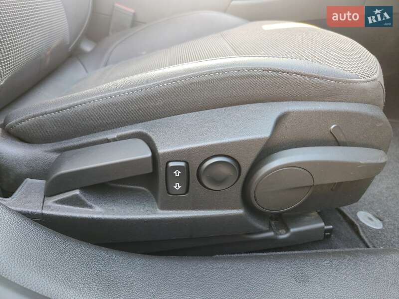 Универсал Opel Insignia 2011 в Теплике