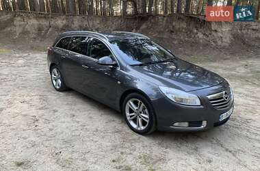 Универсал Opel Insignia 2010 в 