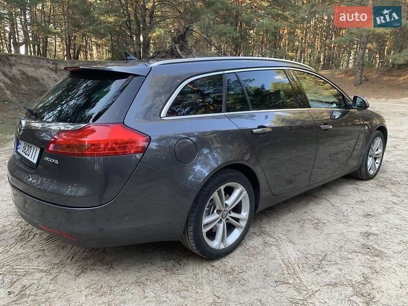 Універсал Opel Insignia 2010 в Кременчуці