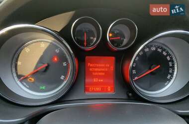 Универсал Opel Insignia 2010 в 