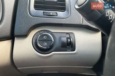 Ліфтбек Opel Insignia 2015 в 