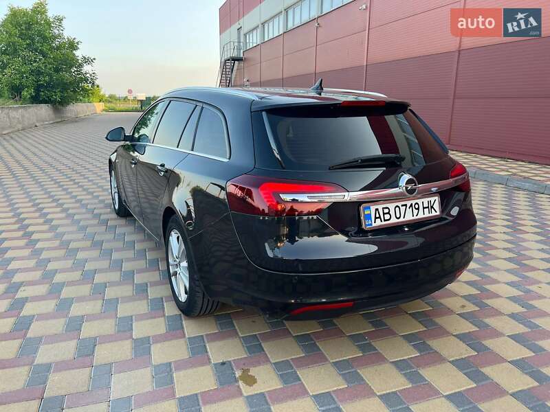 Універсал Opel Insignia 2014 в Гайсину