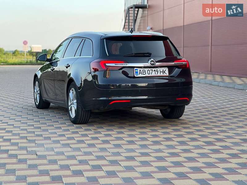 Універсал Opel Insignia 2014 в Гайсину