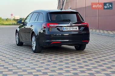 Универсал Opel Insignia 2014 в 
