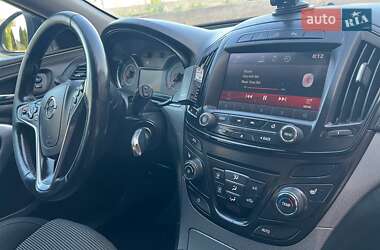 Универсал Opel Insignia 2014 в 
