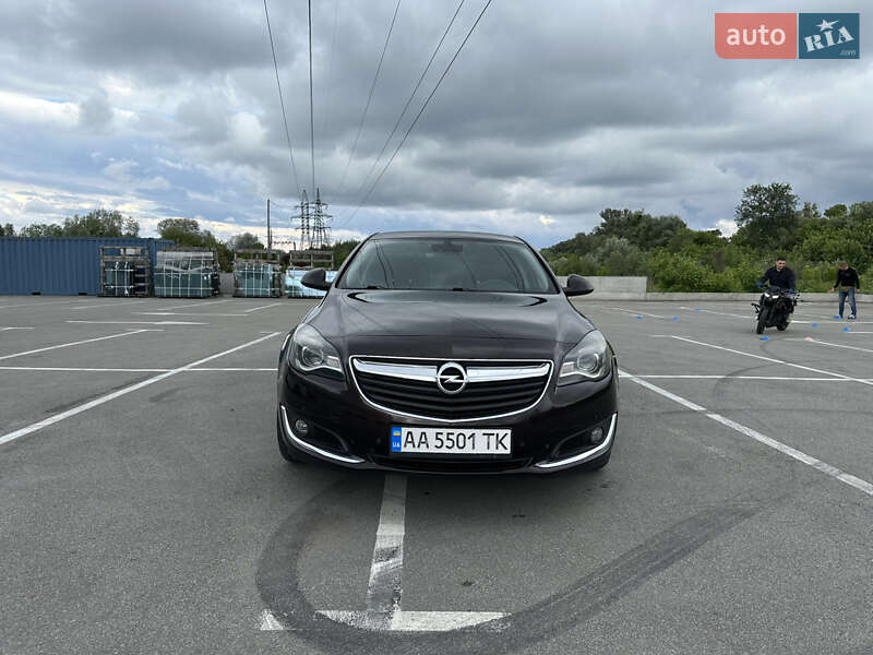 Седан Opel Insignia 2015 в Києві