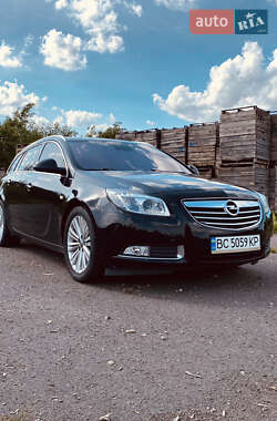 Універсал Opel Insignia 2011 в Золочеві