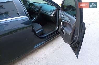 Ліфтбек Opel Insignia 2016 в 