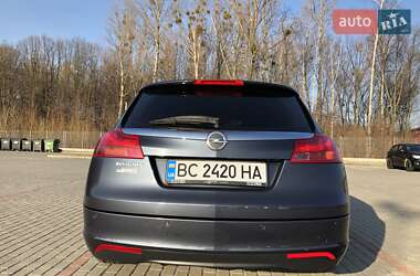 Універсал Opel Insignia 2010 в 