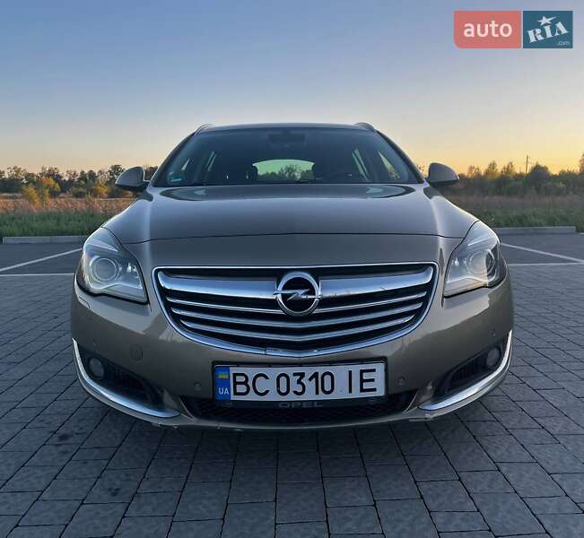 Универсал Opel Insignia 2014 в Львове