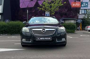 Универсал Opel Insignia 2013 в 