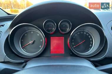 Универсал Opel Insignia 2013 в 