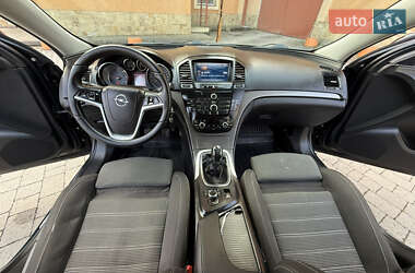 Лифтбек Opel Insignia 2010 в 