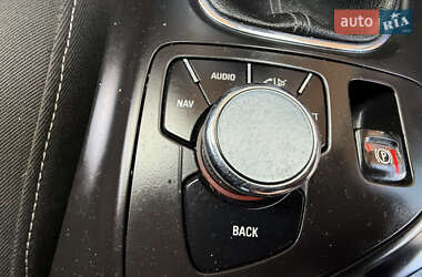 Лифтбек Opel Insignia 2010 в 
