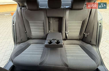 Лифтбек Opel Insignia 2010 в 