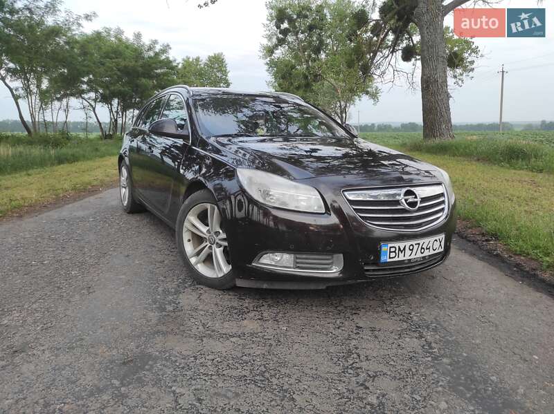 Універсал Opel Insignia 2010 в Сумах