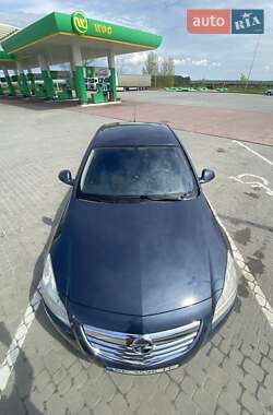 Седан Opel Insignia 2009 в 