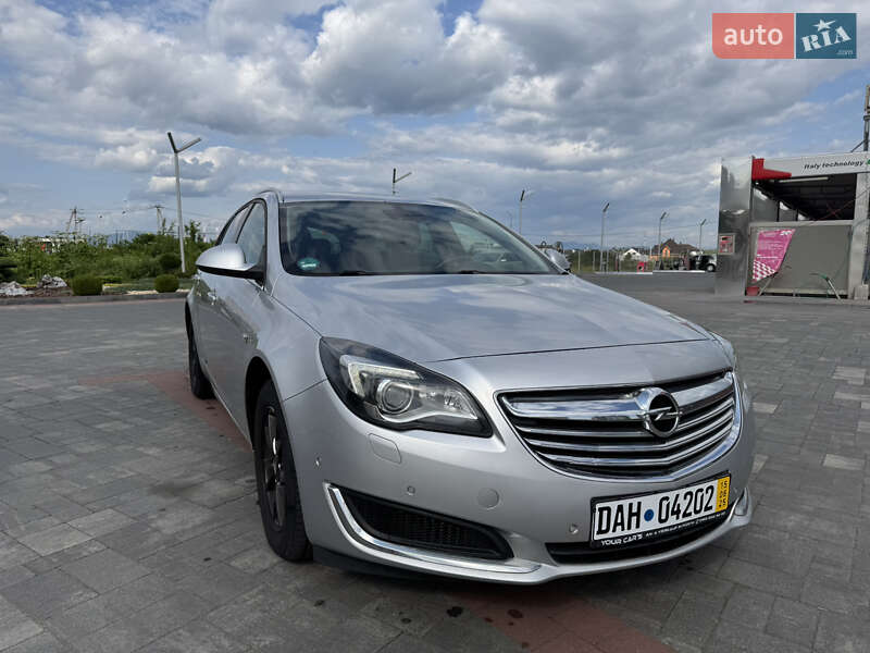 Универсал Opel Insignia 2015 в Хусте