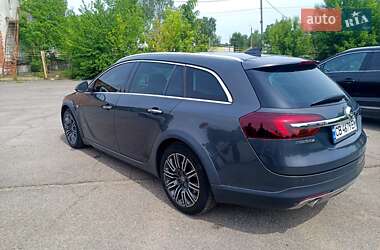 Универсал Opel Insignia 2015 в 