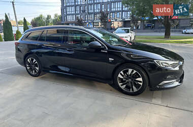 Универсал Opel Insignia 2019 в 