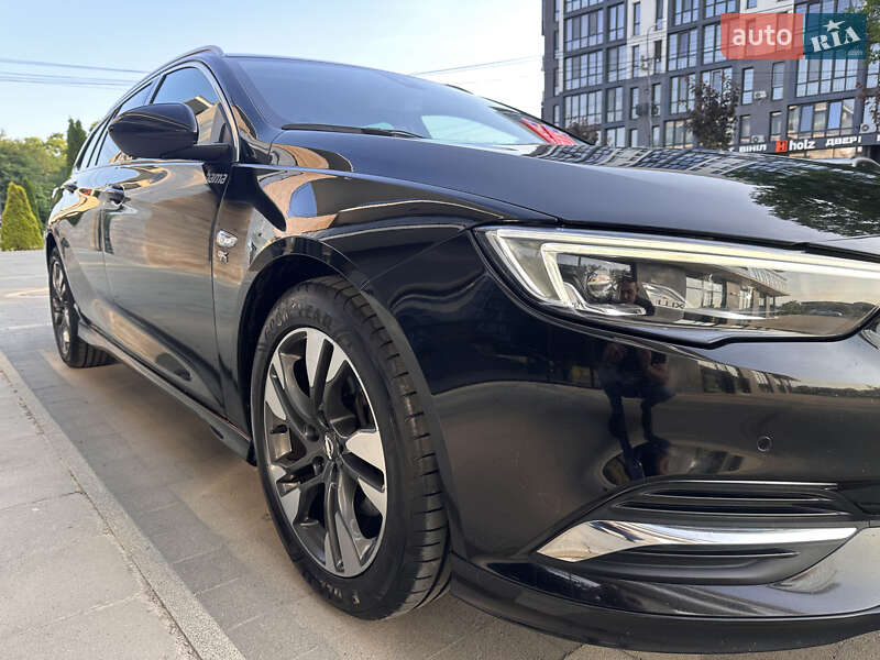 Універсал Opel Insignia 2019 в Ужгороді