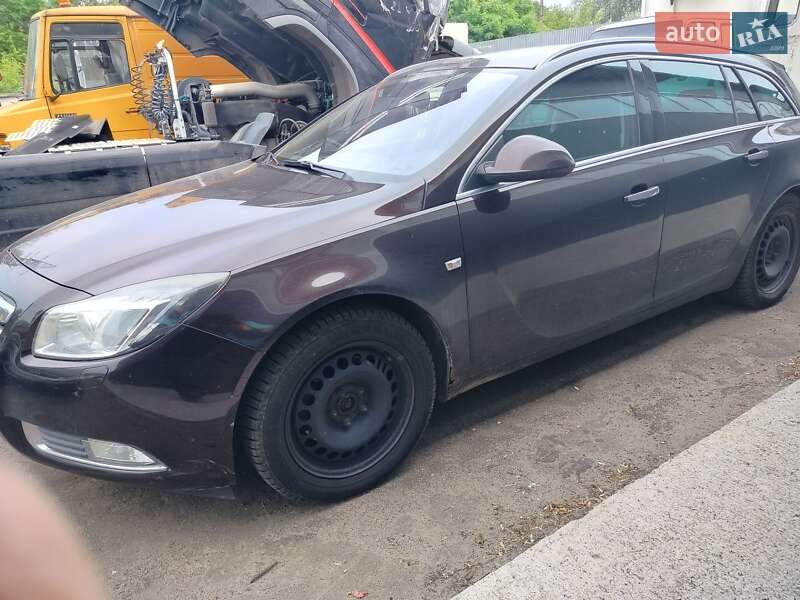 Универсал Opel Insignia 2010 в Киеве фото 2 Универсал Opel Insignia 2010 в Киеве