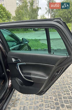 Универсал Opel Insignia 2014 в 
