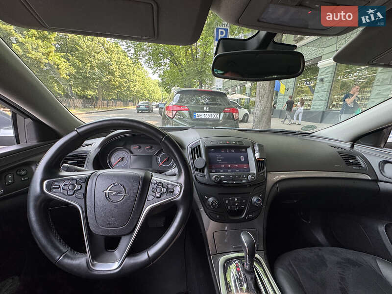 Універсал Opel Insignia 2015 в Дніпрі