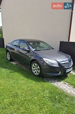 Лифтбек Opel Insignia 2012 в Грушево