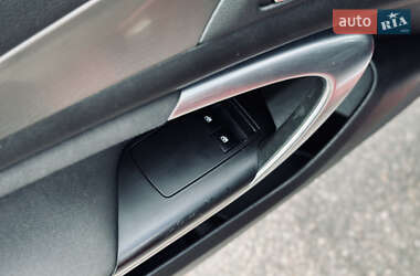 Универсал Opel Insignia 2009 в 