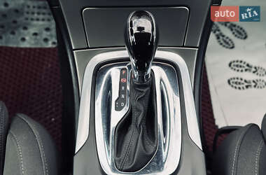 Универсал Opel Insignia 2009 в 