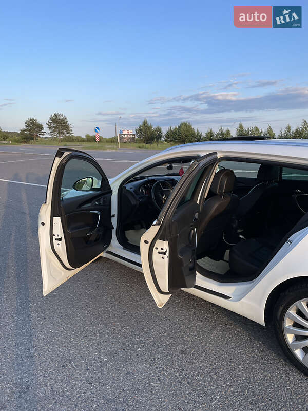 Универсал Opel Insignia 2011 в Львове