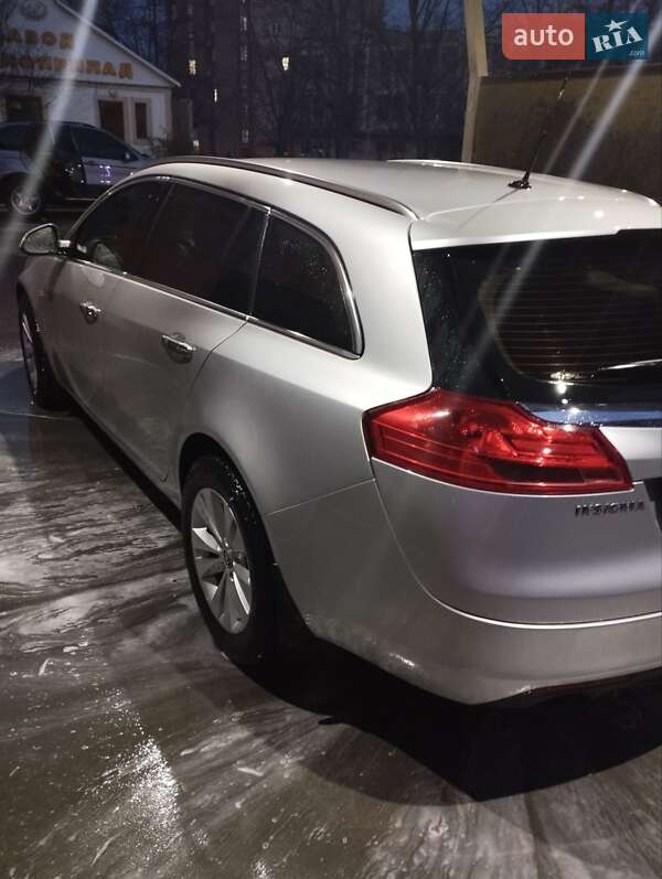 Универсал Opel Insignia 2010 в Каменец-Подольском