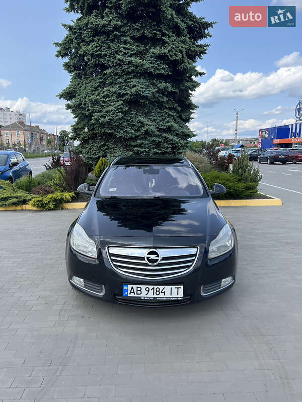Універсал Opel Insignia 2011 в Вінниці