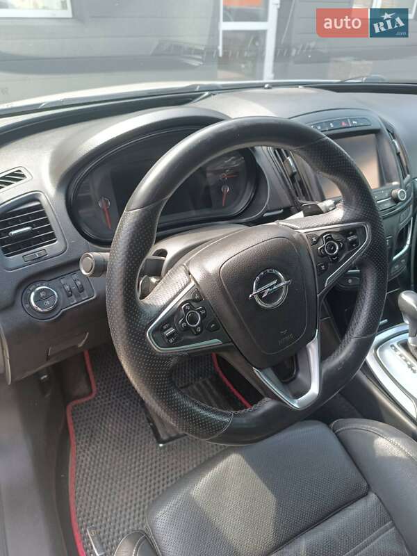 Універсал Opel Insignia 2015 в Сумах