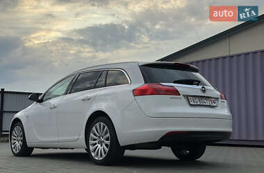 Універсал Opel Insignia 2011 в 