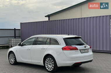 Універсал Opel Insignia 2011 в 
