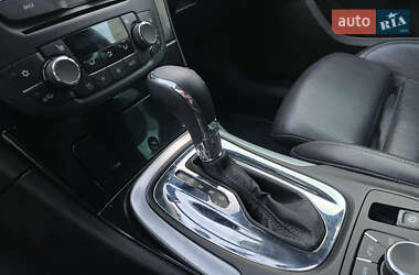 Універсал Opel Insignia 2011 в 